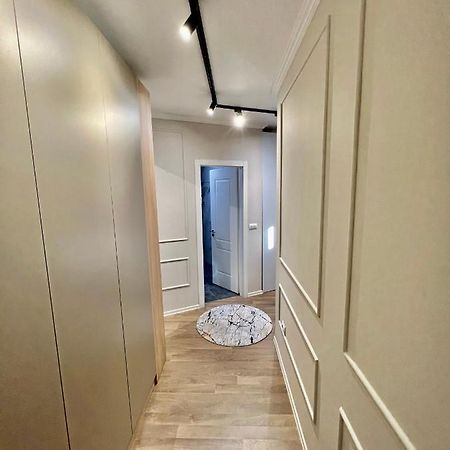 Experience New Bazaar Apartment 01 Тирана Экстерьер фото