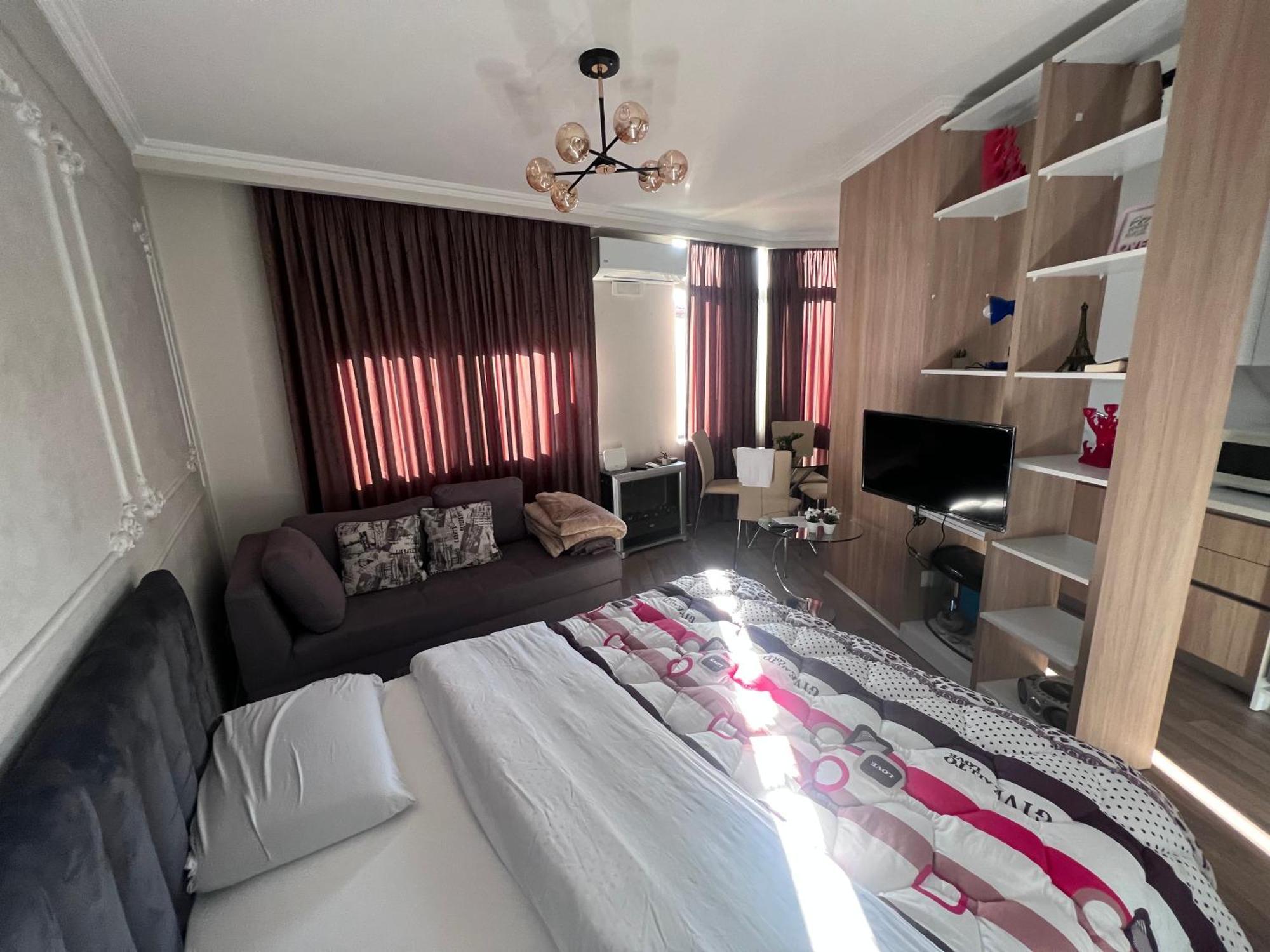Experience New Bazaar Apartment 01 Тирана Экстерьер фото
